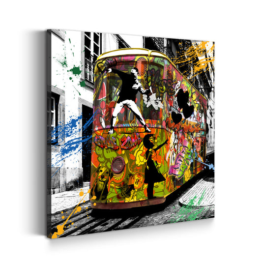 Street Art Straßenbahn Graffiti Wandbild Kunstwerk