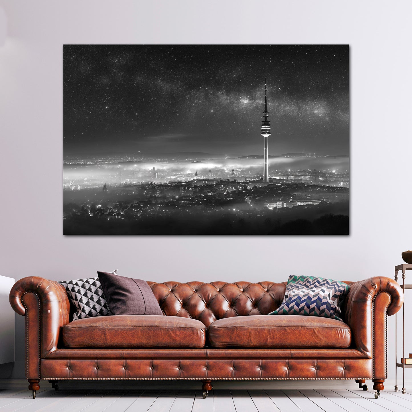 Fernsehturm Stuttgart Stadtlandschaft nachts schwarz weiß Wandbild